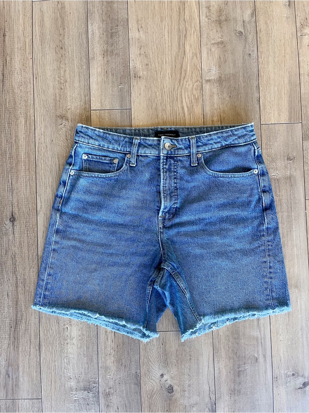 Free Assembly High Rise Raw Hem Cuffed Denim Shorts 3” / 6” Inseam - Picture 5 of 11